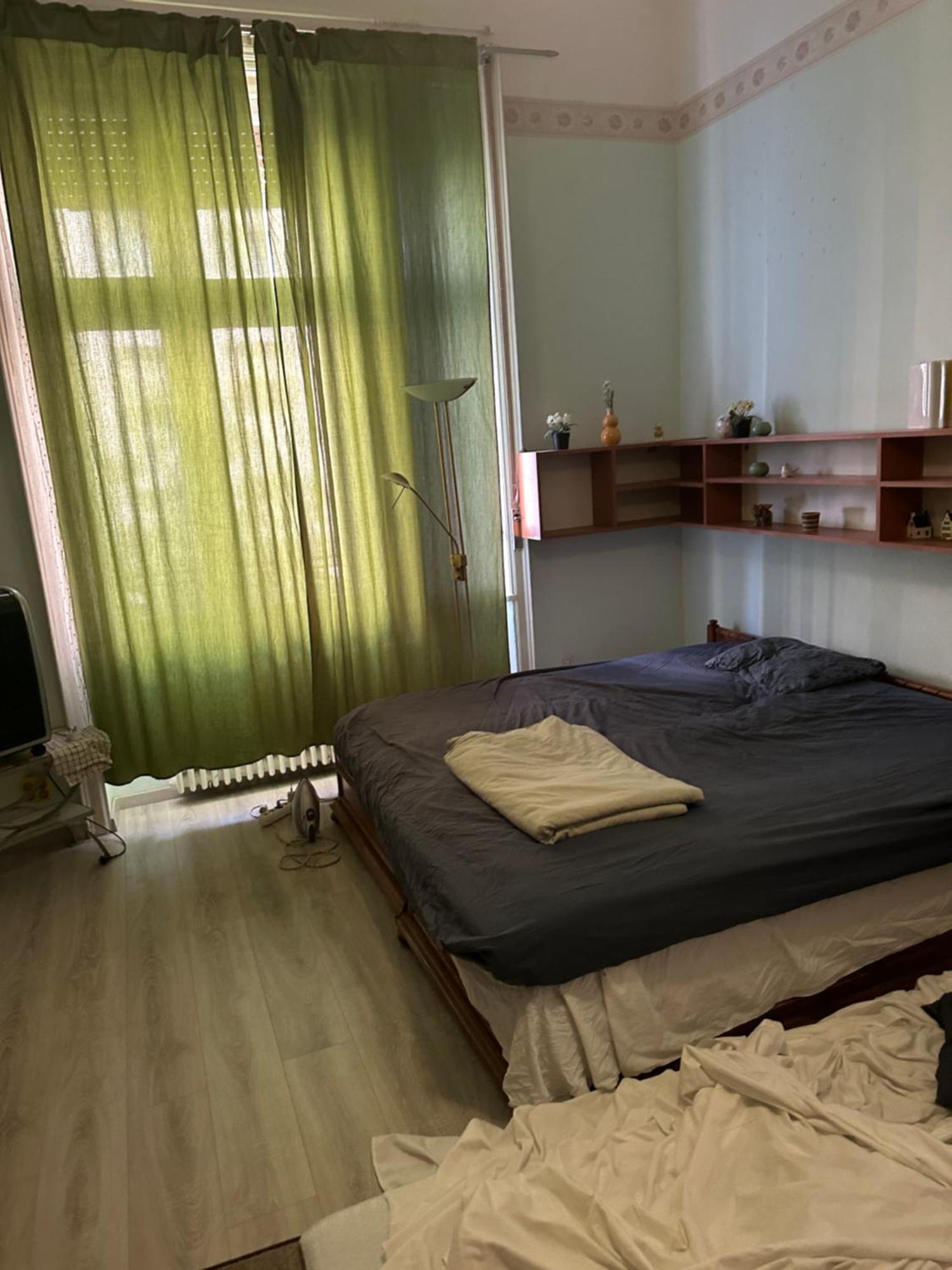 Parliament Flat Apartment
